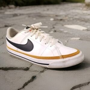 Nike Court Legacy Youth 5 / Women's 6.5 White Desert Ochre DA5380-102